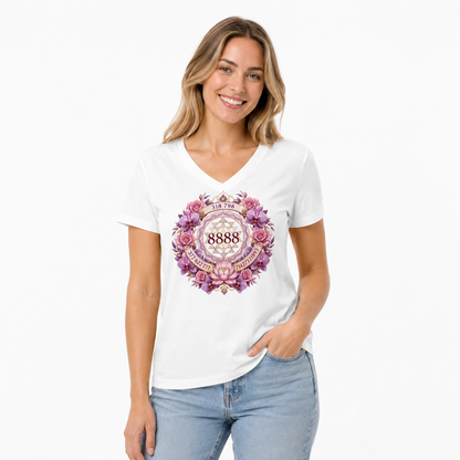 Women’s relaxed v-neck t-shirt